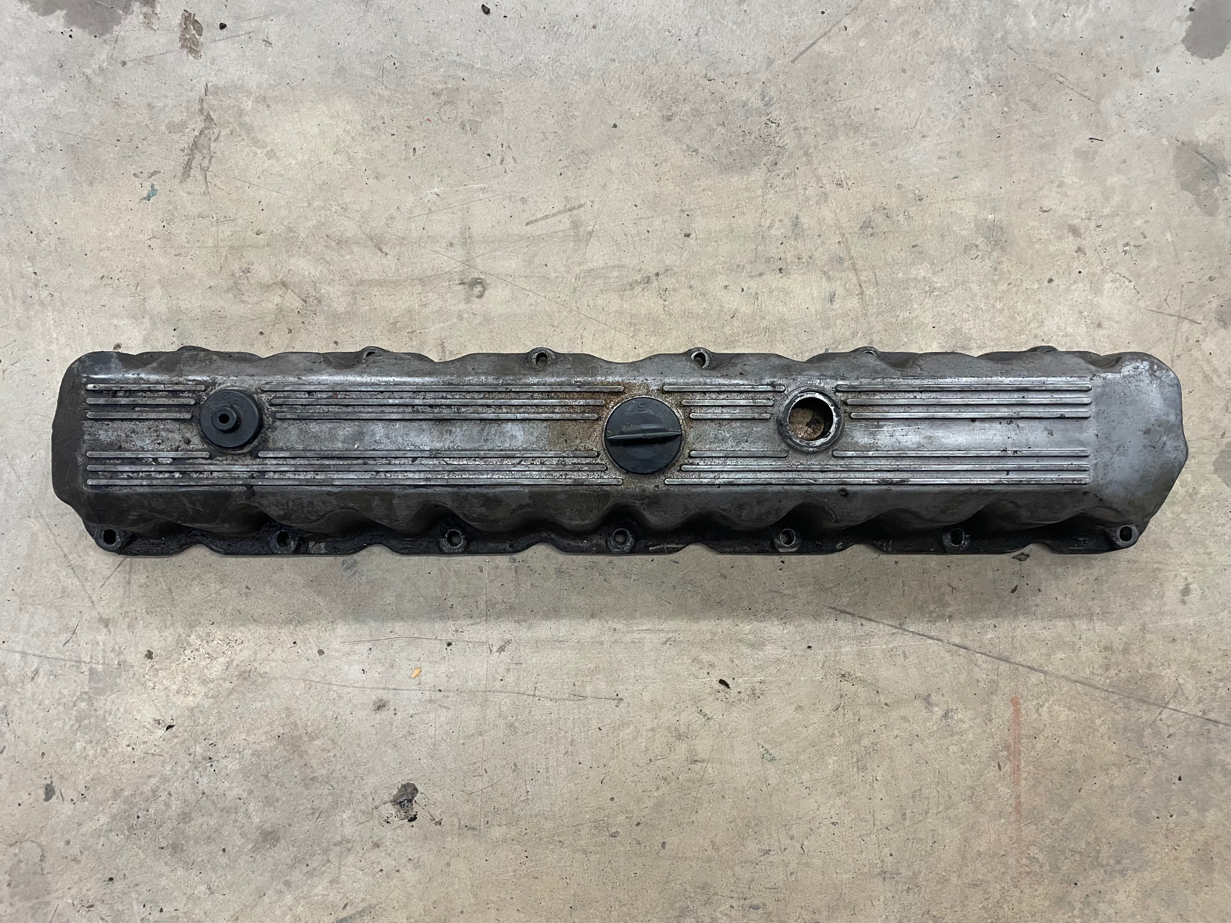 Jeep valve cover deals