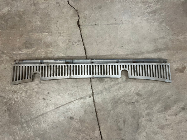 Silver Hood Cowl Vent for SJ Wagoneer J10 (76-91)