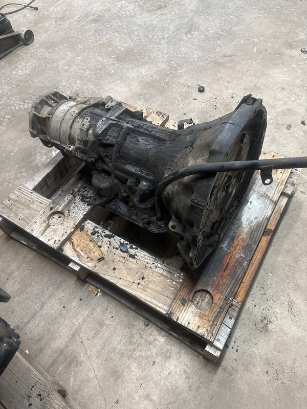 42RE Transmission Assembly for 1998 Jeep Grand Cherokee ZJ - 5003189AA
