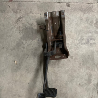 Clutch / Brake Pedal for FSJ, CJ Jeep 76-86