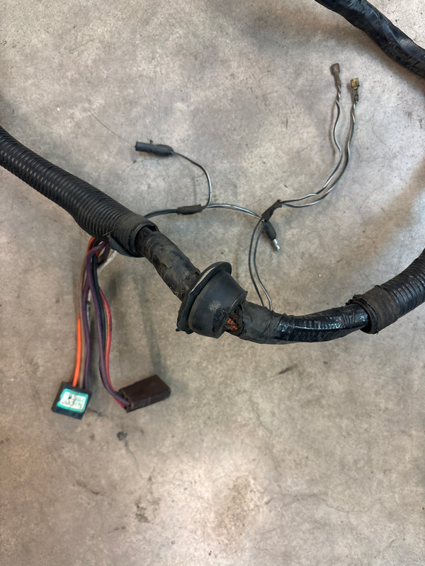 56002711 Front Cross Body Wire Harness for Jeep Grand Wagoneer SJ (1988)