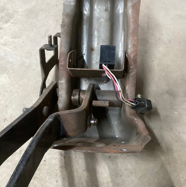 Clutch / Brake Pedal for YJ Jeep 92-95