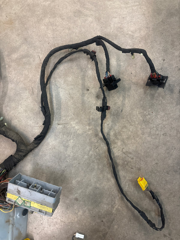 56009910AC Upper Instrument Panel Wire Harness for Jeep Cherokee XJ (1997)