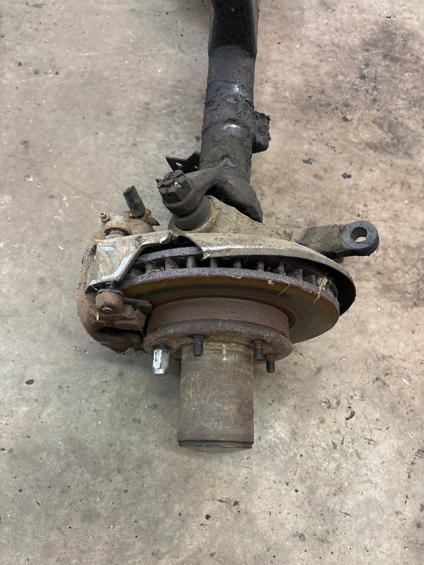 Dana 44 Complete Front Axle Housing 3.31 for Jeep Grand Wagoneer SJ (85-91)