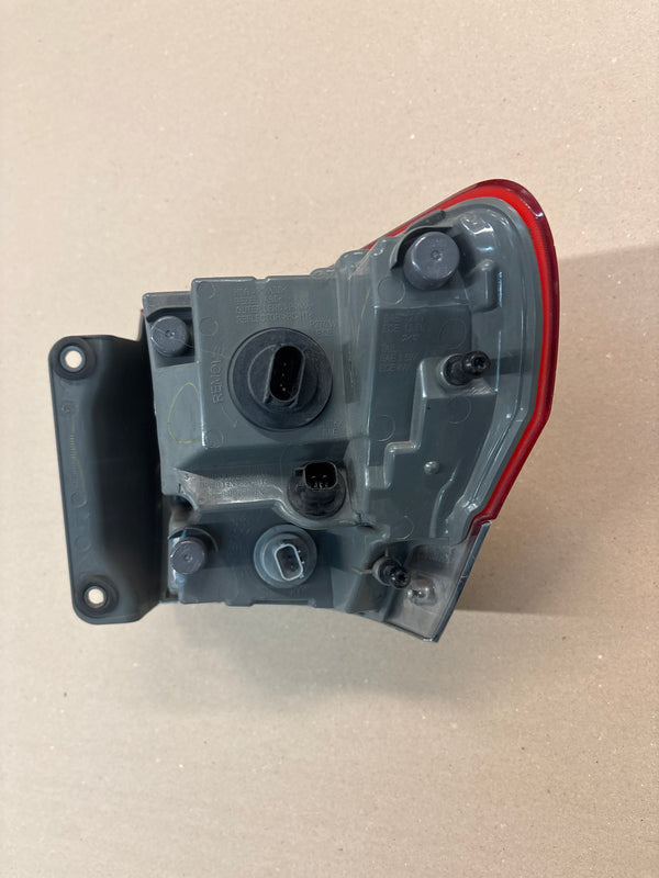 Grand Cherokee WK2 (14-18) Driver Side Tail Light 68110017AF
