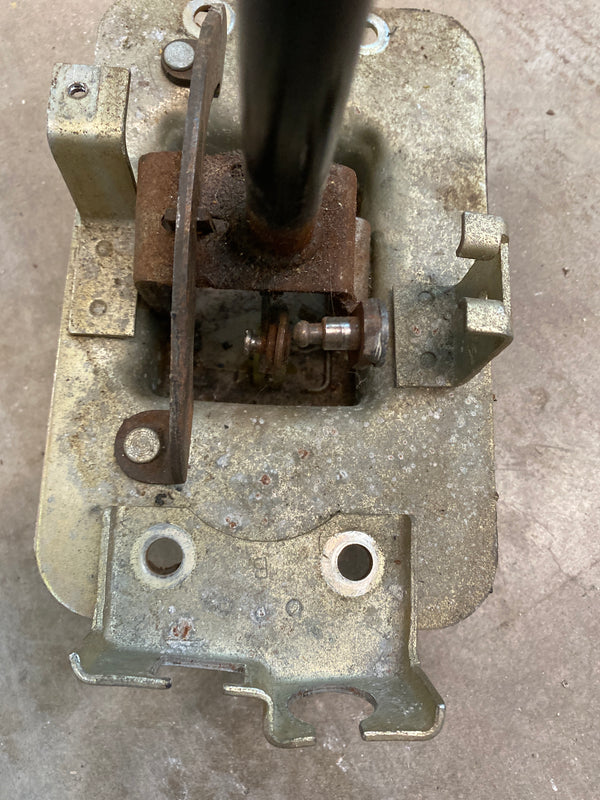 52104106 A/T Shifter Housing for Jeep Cherokee XJ (96)