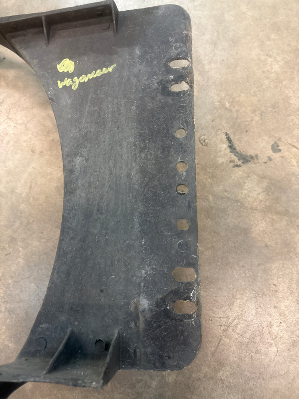 J5361650 Fan Shroud for V8 Jeep SJ Cherokee, Wagoneer, J10 J20 Grand Wagoneer (80-91)