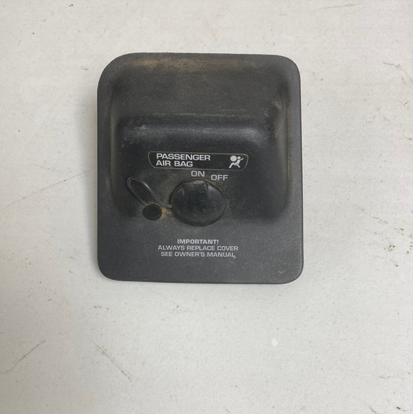 56010301AA Passenger Disarm Switch for Jeep Wrangler TJ (01-02)