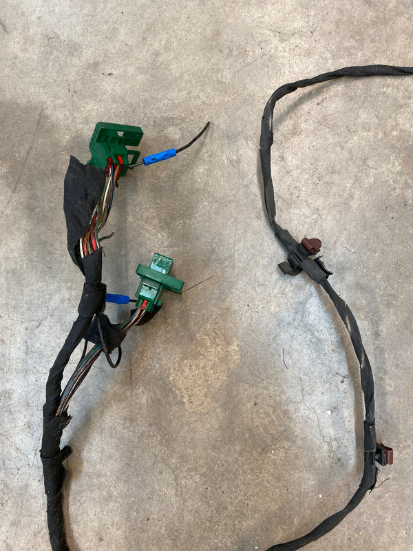 56009791AB Instrument Panel Wire Harness for Jeep Cherokee XJ (1998)