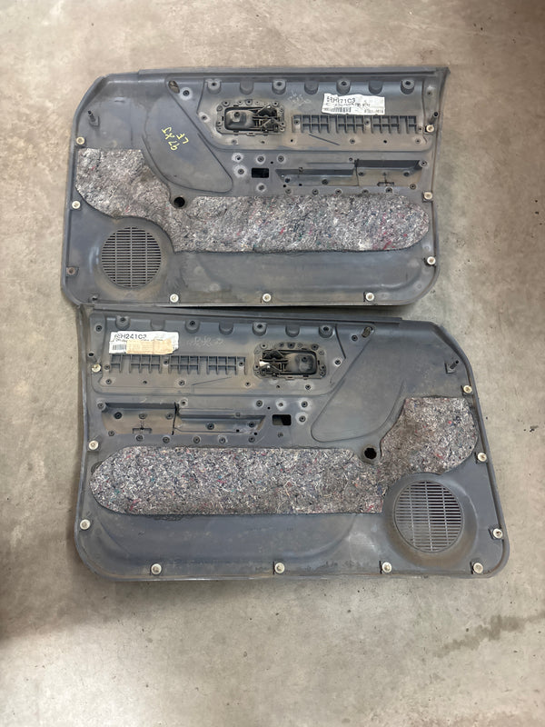 Jeep Cherokee XJ (97-01) Manual Front Door Panel SET - Mist Gray