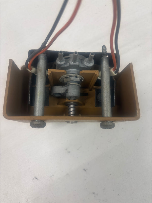 4WD Vacuum Switch for NPG229 T-Case in Jeep SJ, FSJ (85-90)