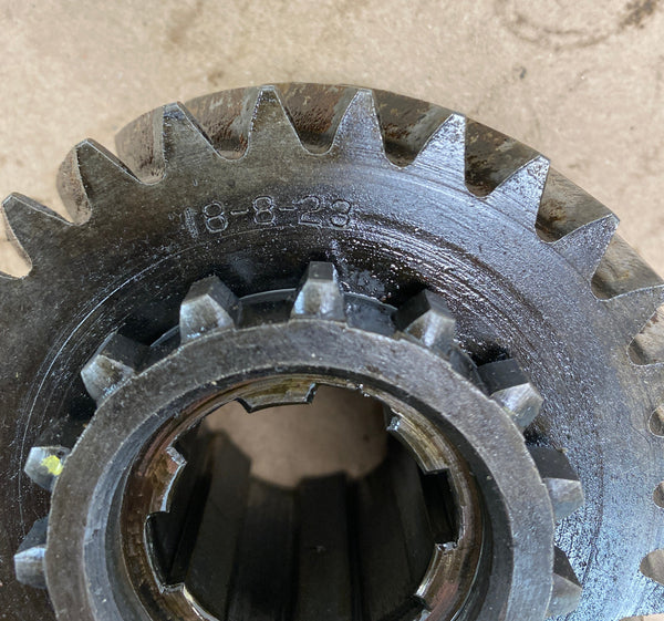 809297 Spicer 18 to T90, T86 Drive Gear (55 - 71 Jeep)