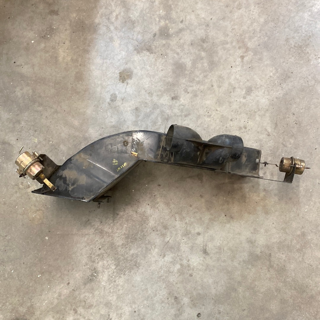 19751986 Heat Distributor Housing Assembly for Jeep SJ FN Jeep