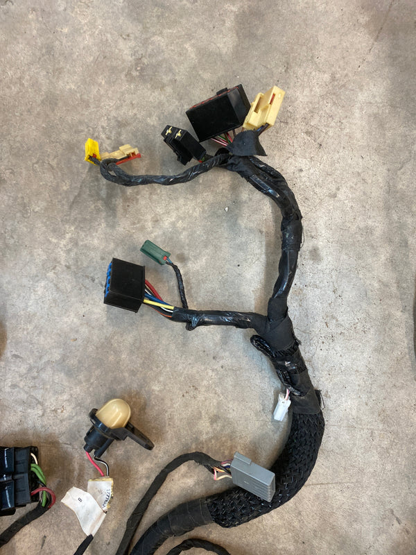 56009791AB Instrument Panel Wire Harness for Jeep Cherokee XJ (1998)