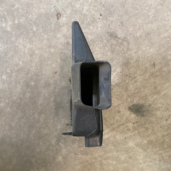 55036869 B Floor Distribution Duct for Jeep Cherokee XJ (97-01)