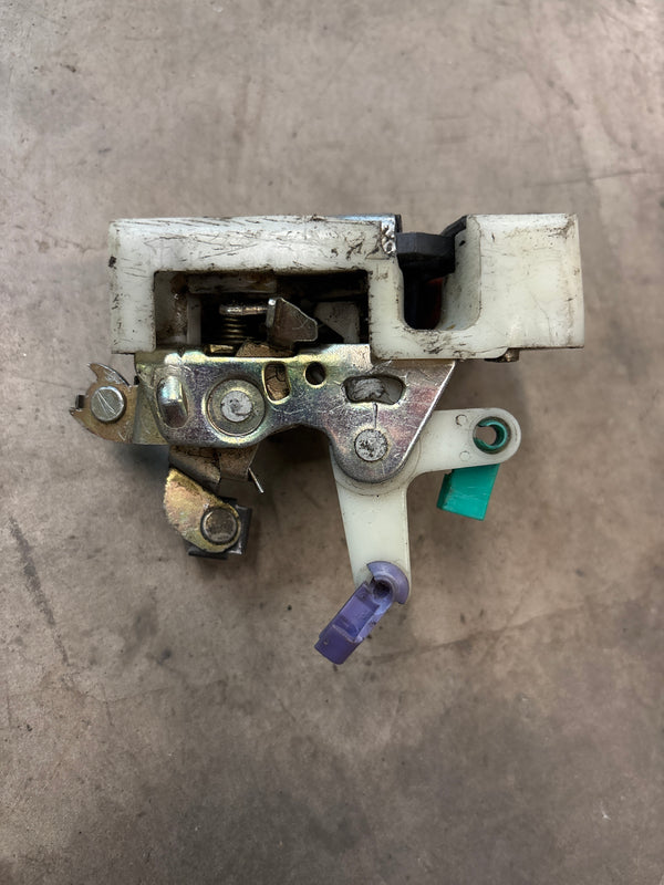 55075990AE Manual PS Door Latch for Jeep Wrangler TJ (97-02)
