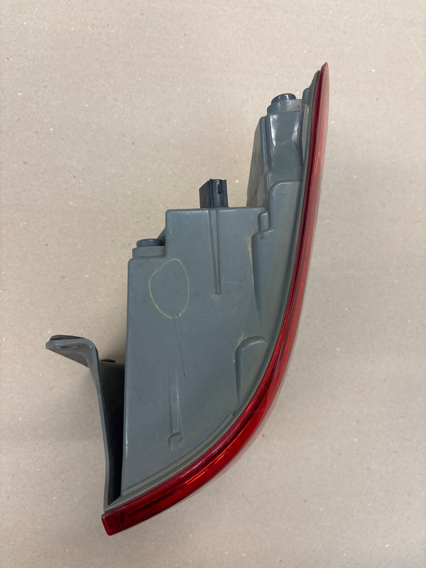 Grand Cherokee WK2 (14-18) Passenger Side Tail Light 68110016AF