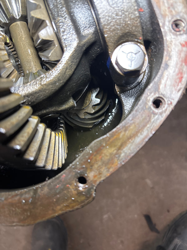 Dana 44 NT Rear 4.27 Complete Axle Housing CJ5 (72-75)