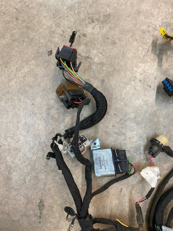 56009791AB Instrument Panel Wire Harness for Jeep Cherokee XJ (1998)