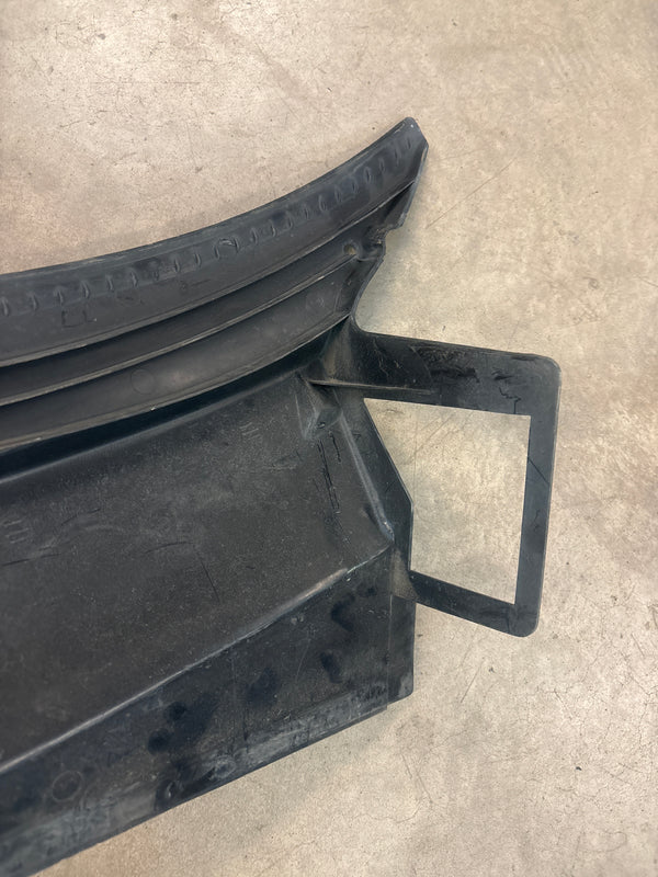 Hood Cowl Vent for Jeep Grand Cherokee ZJ (93-94) 55035947