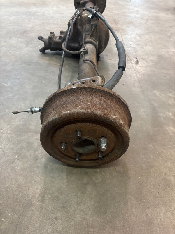 Complete Chrysler 8.25 Axle Housing 3.55 Jeep Cherokee XJ (84-01)