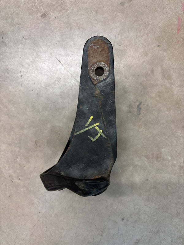 52002441 4.0L 4.2L DS Motor Mount Bracket for Wrangler YJ TJ, Cherokee XJ, Wagoneer SJ