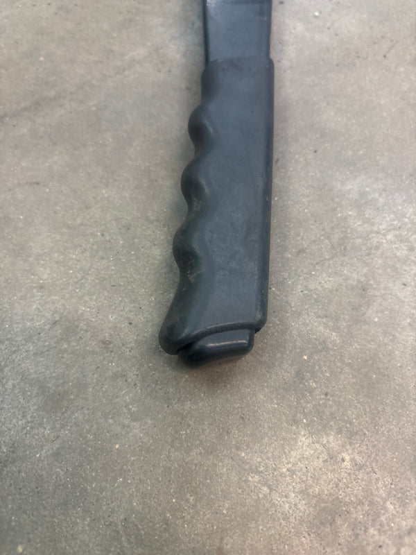 J0678723 Jeep Cherokee XJ (86-90) Parking Brake Lever Assembly