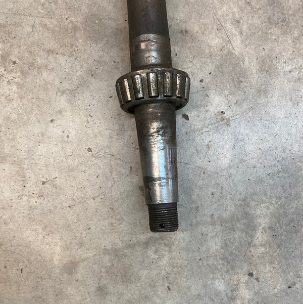 640969 Dana 41/44 (Willys 46-71) Axle Shaft Right