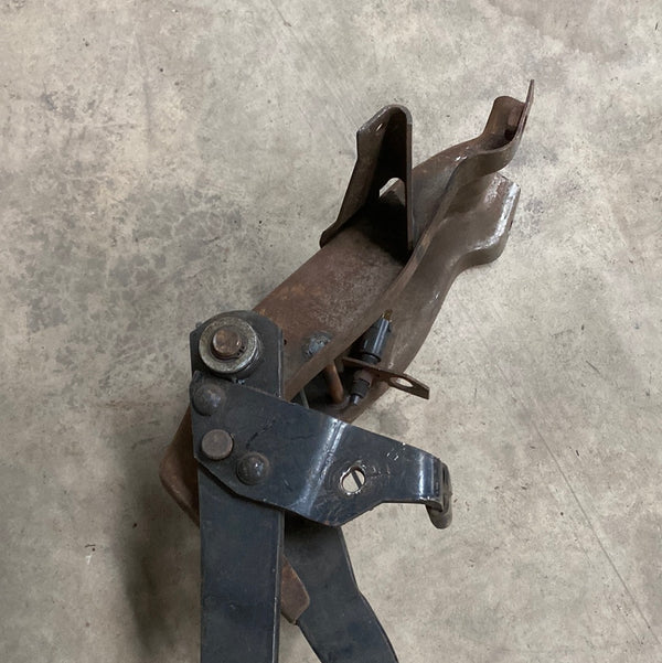 Clutch / Brake Pedal for FSJ, CJ Jeep 76-86