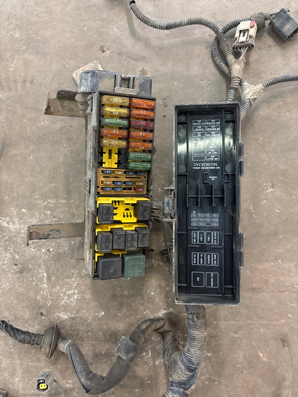 56009739AF Dash Wire Harness for 4.0L Jeep Cherokee XJ (00)
