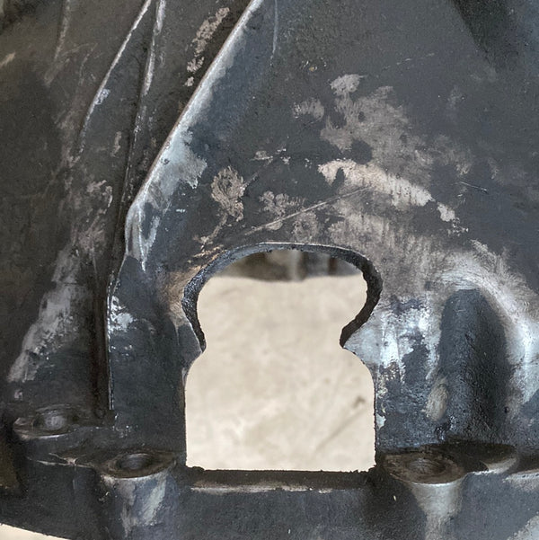 Damaged AX15 Internal Slave Bell Housing for Jeep Wrangler YJ, Cheroke