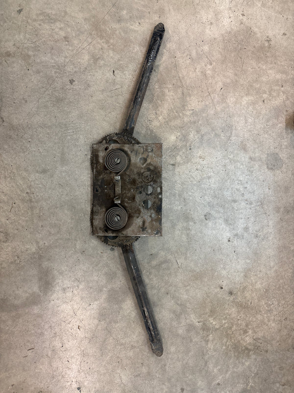 Grand Wagoneer SJ (74-91) Rear Liftgate Manual Window Regulator