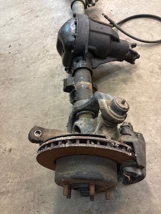 90-95 Jeep Wrangler YJ Dana 30 3.07 Complete Front Axle Housing - Vacuum Disconnect