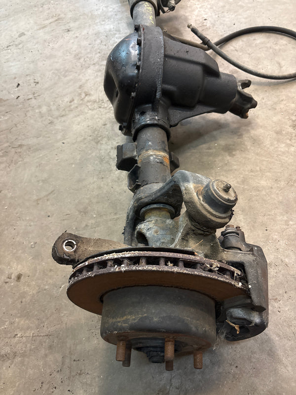 90-95 Jeep Wrangler YJ Dana 30 3.07 Complete Front Axle Housing - Vacuum Disconnect