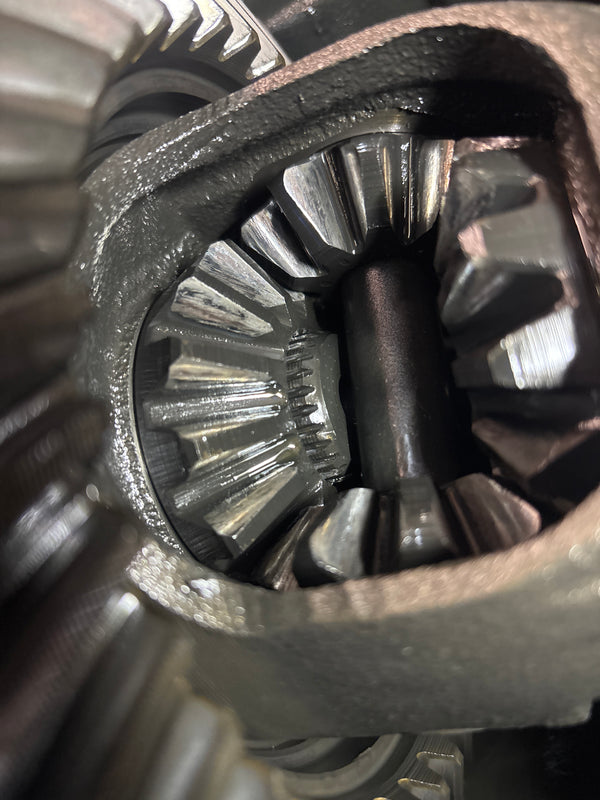Dana 30 3.55 Complete Axle Housing Jeep YJ (90-95) Vacuum Disconnect