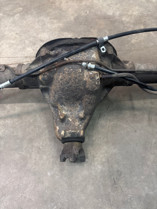 Complete Chrysler 8.25 Axle Housing 3.55 Jeep Cherokee XJ (84-01)