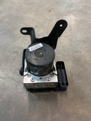 ABS Module and Hydraulic Unit for Jeep Liberty KJ (06-07)