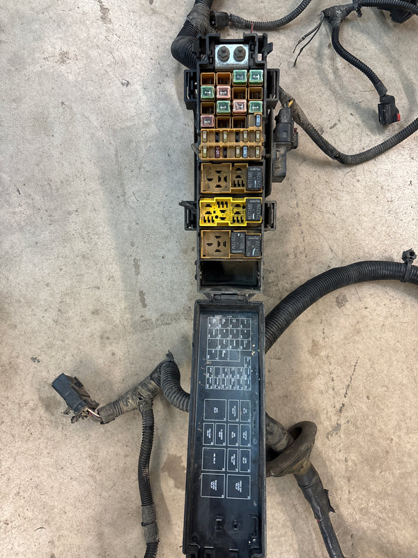 56048086AD Dash Panel Wire Harness for Jeep Wrangler TJ (2003)