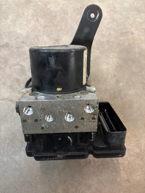 ABS Module and Hydraulic Unit for Jeep Liberty KJ (06-07)