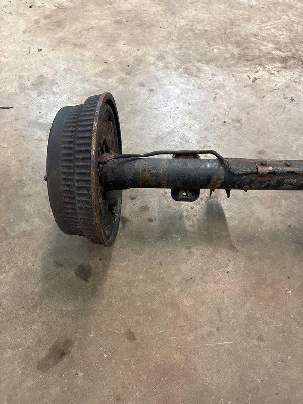 Dana 35 3.07 Complete Rear Axle Housing Jeep Wrangler YJ (87-89)