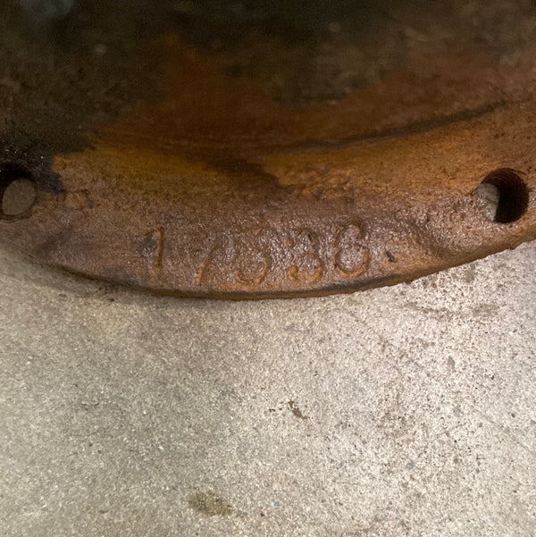 641630 Right Dana 25 (CJ, M38, Willys 46-65) Steering Knuckle