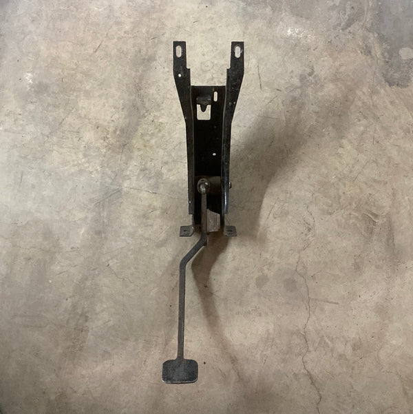 932892 Brake Pedal Assembly for SJ Jeep Wagoneer