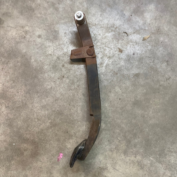 4779602AA Brake Pedal for 02-12 KJ, KK Jeep Liberty