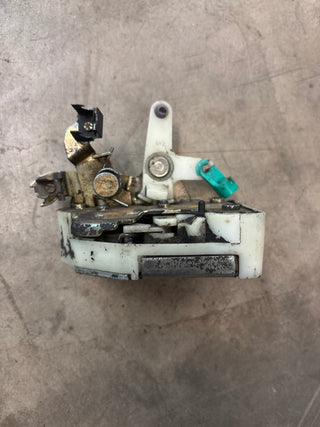 55075990AE Manual PS Door Latch for Jeep Wrangler TJ (97-02)
