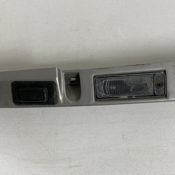 5012554AA Grand Cherokee WJ (99-04) Silver Hatch Trim / License Plate Light