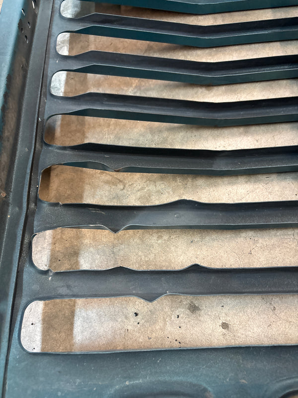 Wrangler YJ (87-95) Front Grille - Glamour Turquoise PQ2