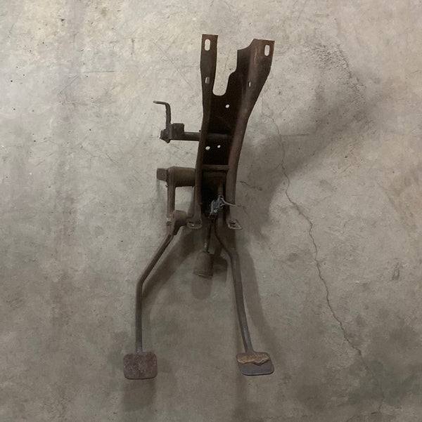 Clutch / Brake Pedal Assembly for CJ, CJ5 Jeep FN Jeep