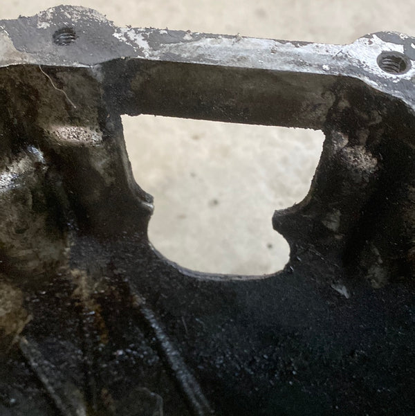 Damaged AX15 Internal Slave Bell Housing for Jeep Wrangler YJ, Cheroke