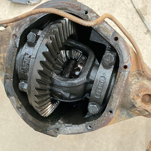 NT Offset SJ Dana 44 Axle Housing Complete 3.07 Wagoneer (74-79)