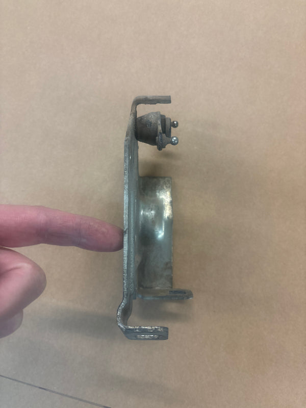 53005312 Throttle Cable Bracket for 4.0L Jeep Cherokee XJ, Comanche MJ (88-90)